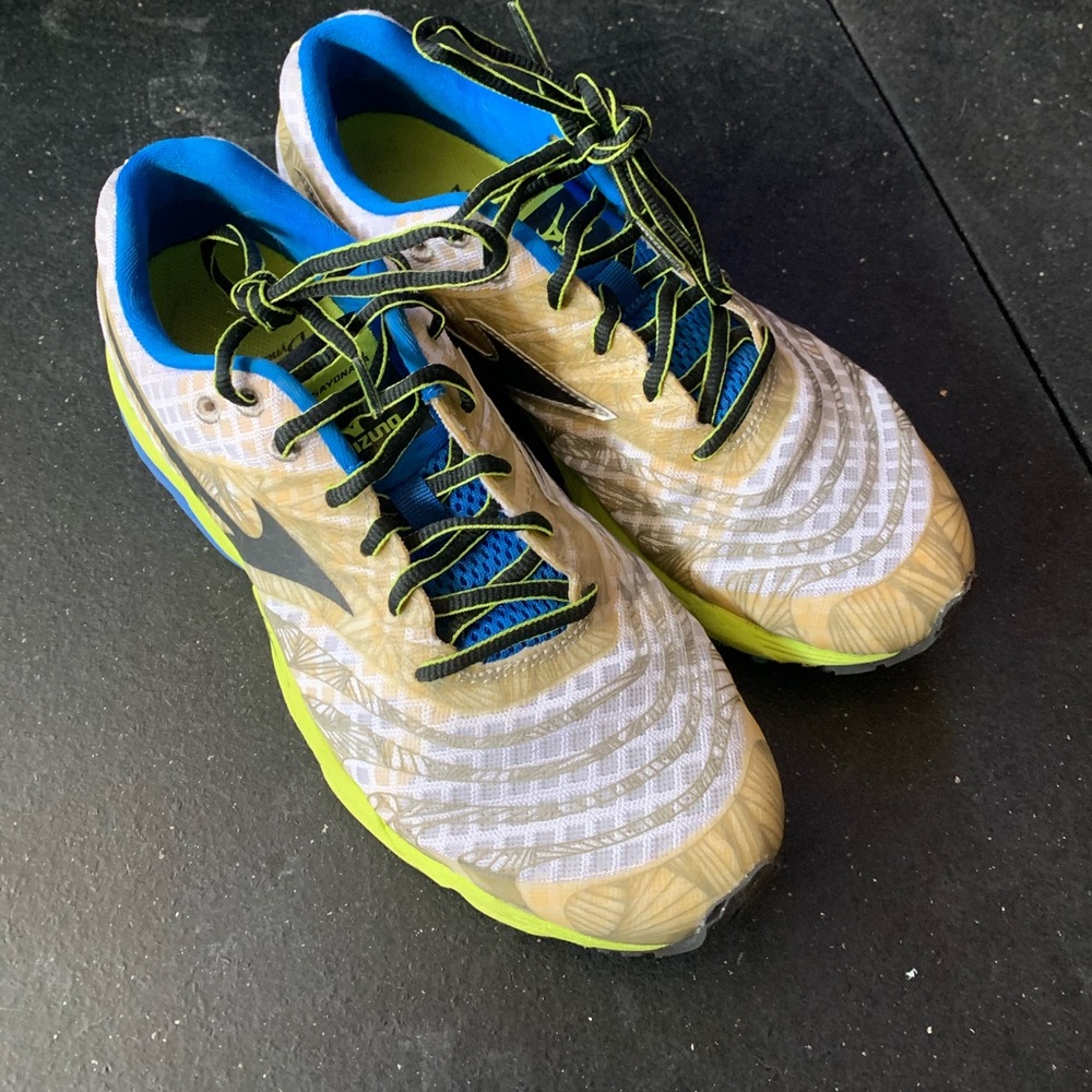 Mizuno Wave Sayonara 1